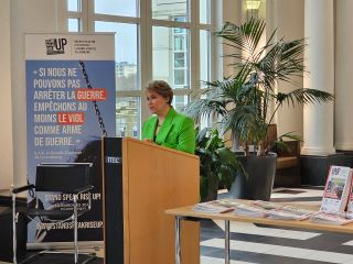 S.A.R. la Grande-Duchesse Maria Teresa de Luxembourg lors de la conférence de presse