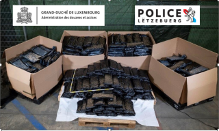 Saisie cannabis 600-kg cargo-center